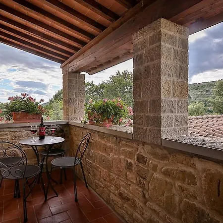 Sleeps 4 Pool Wifi Apartment Sant'Enea