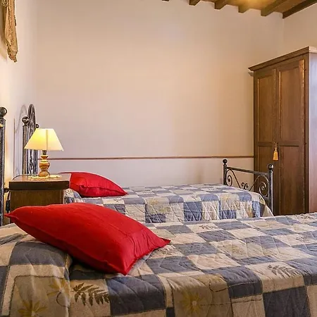Sleeps 4 Pool Wifi
