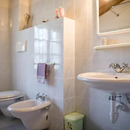 Sleeps 4 Pool Wifi