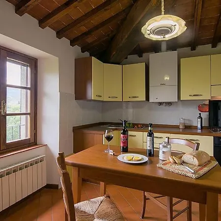 Sleeps 4 Pool Wifi * Sant'enea