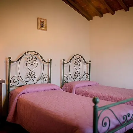 Sleeps 4 Pool Wifi Apartment Sant'Enea