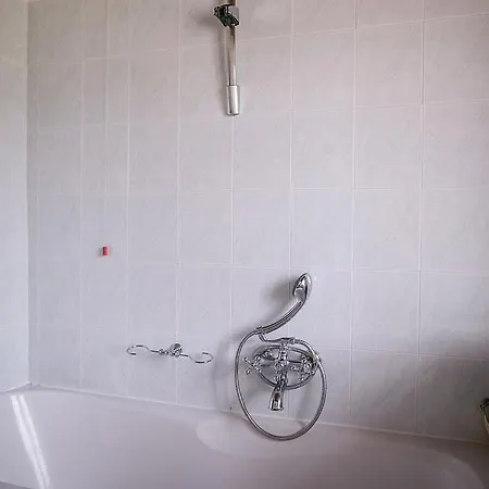 アパート Sleeps 4 Pool Wifi